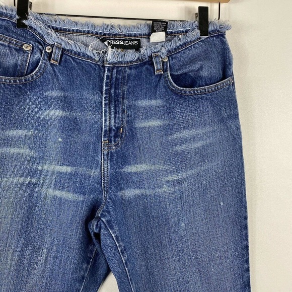 Express Frayed Trim Flare Leg Jeans - Picture 3 of 6